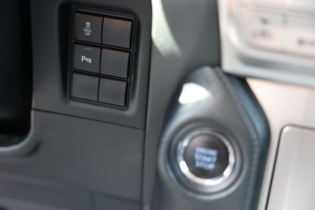 large_1756990016169679.jpg