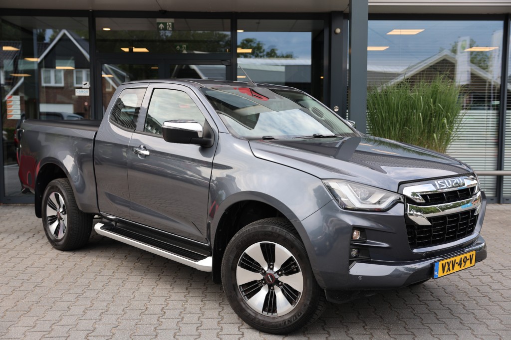 ISUZU D-MAX 1.9 D LS A/T 4WD VAN | Lesscher 4WD