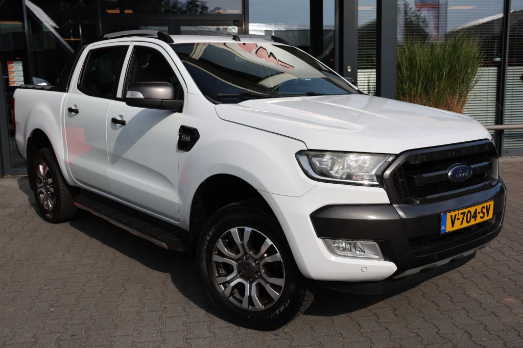 FORD RANGER 3.2 TDCI WILDTRAK SUPERCAB A/T 2 ZITS VAN | Lesscher 4WD